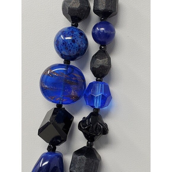 VINTAGE HATTIE CARNEGIE BLUE & BLACK MULTIPLE BEAD TWO STRAND NECKLACE SIGNED - Picture 3 of 12